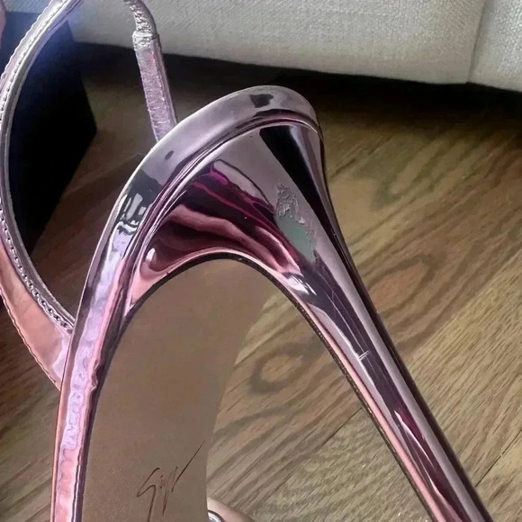 Giuseppe Zanotti Lilibeth 70mm Metallic (sz 40) - Picture 11 of 14